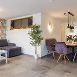 Apartmán Living Timeless - Zum Roten Lamm- *