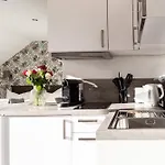 Apartments Zum Roten Lamm- Bad Krozingen By Living Timeless Бад-Кроцинген