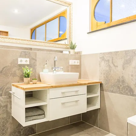 Zum Roten Lamm- By Living Timeless Apartament Bad Krozingen