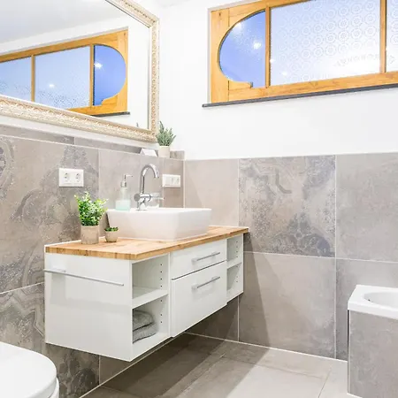 Apartament Zum Roten Lamm- By Living Timeless *