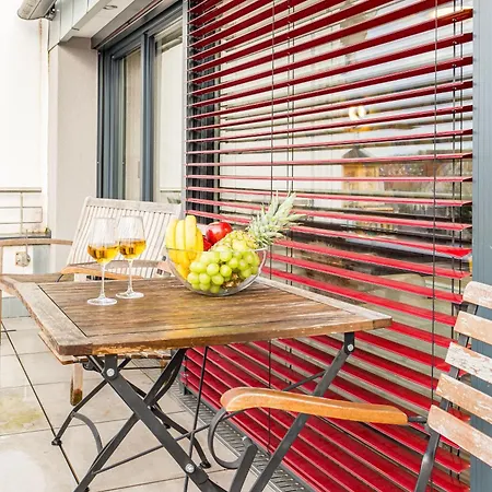 Living Timeless - Zum Roten Lamm, Zentrale Lage In In Der Fussgaengerzone Am Kurpark Und Classica Apartamento