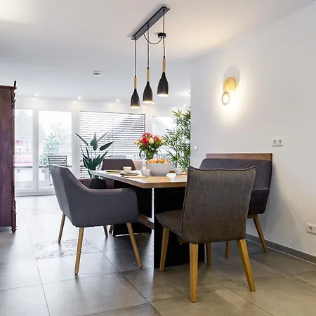 Living Timeless - Zum Roten Lamm- Appartement *