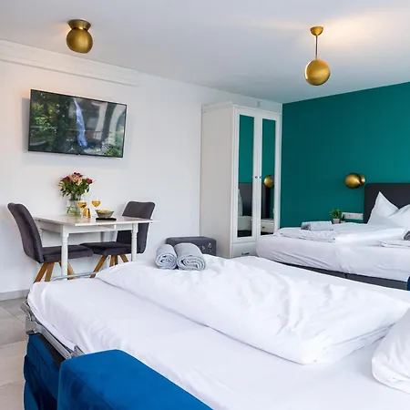 Living Timeless - Zum Roten Lamm, Zentrale Lage In In Der Fussgaengerzone Am Kurpark Und Classica Apartamento *