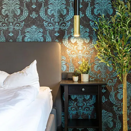 Living Timeless - Zum Roten Lamm, Zentrale Lage In In Der Fussgaengerzone Am Kurpark Und Classica